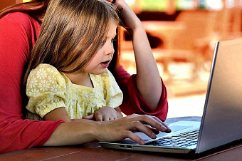Как влияют цифровые экраны на зрение детей